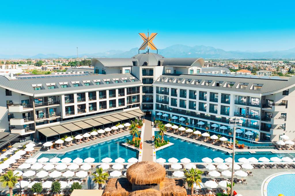 The X Belek