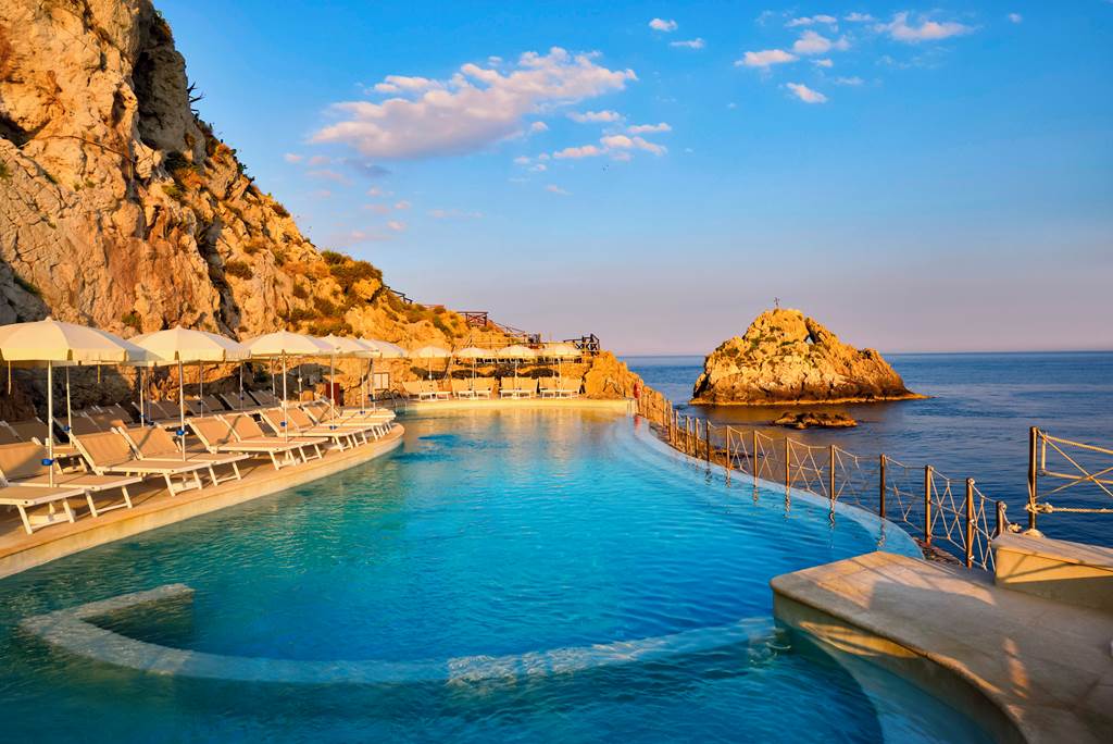 UNAHOTELS Capotaormina