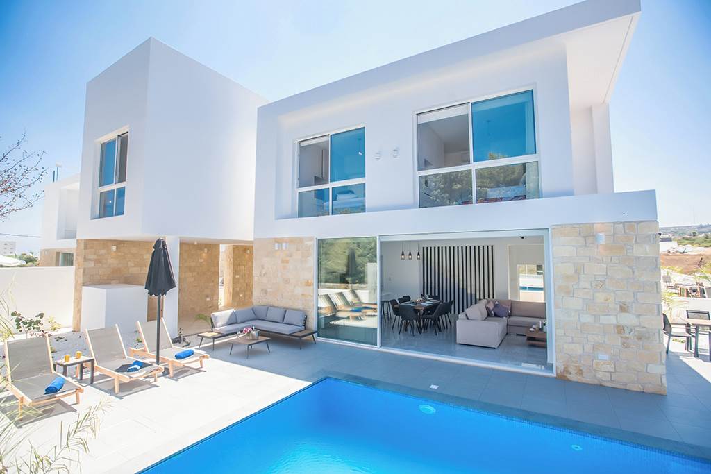 Vie Bleu Villas - Four Bedroom Villa
