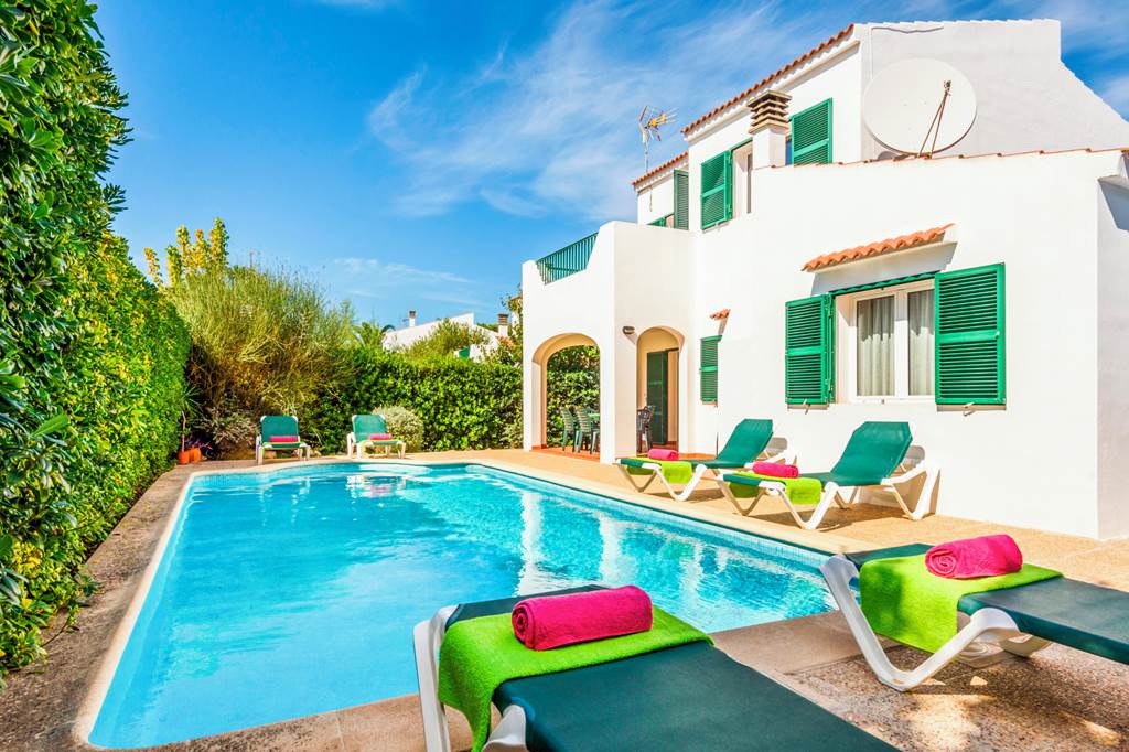 Villa Juanita Blanes