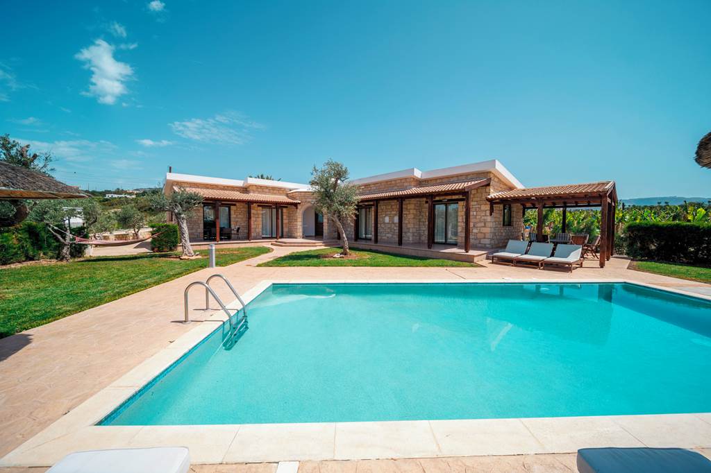 Villa Laguna Coral Bay