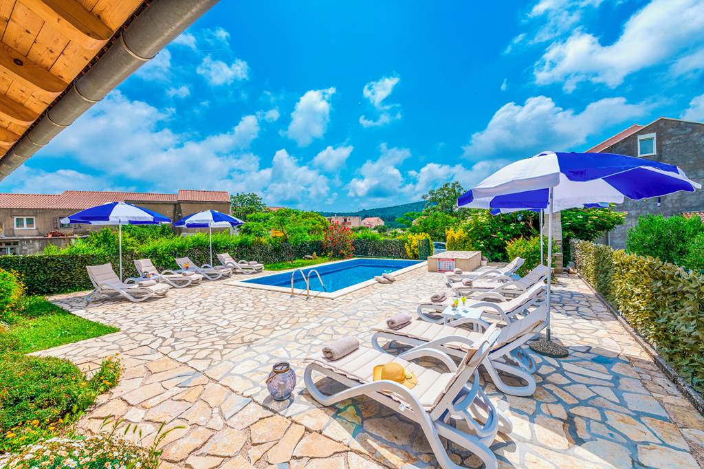 Villa Peaceful Point