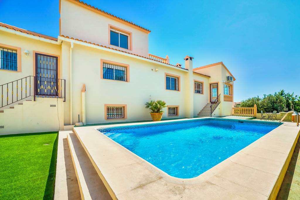 Villa Ricardo Calpe