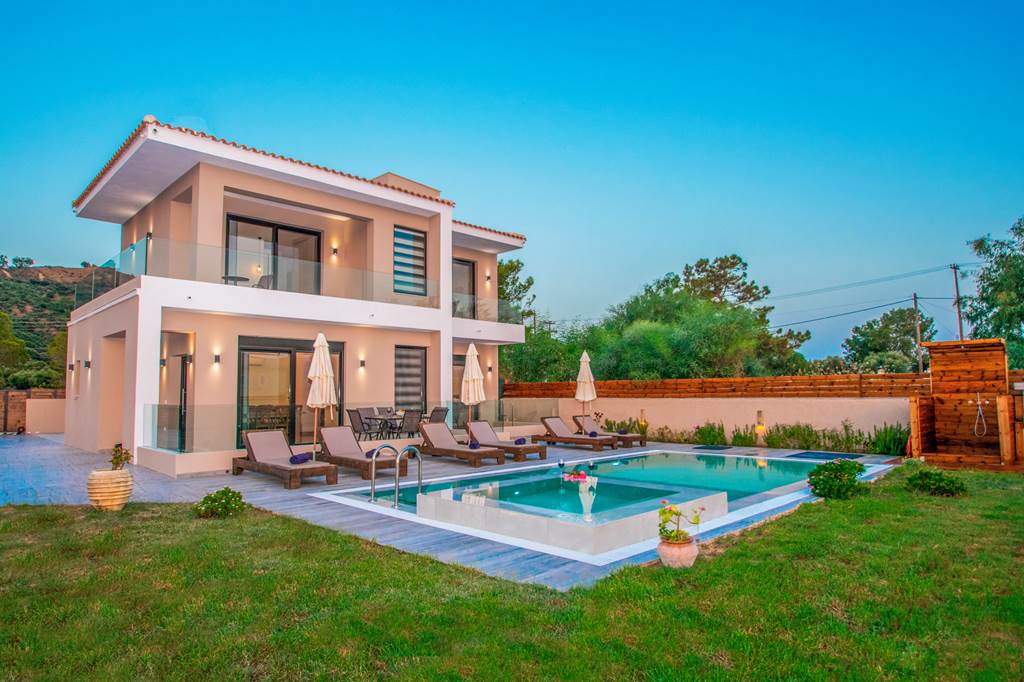 Villa Sokrates and Oresti