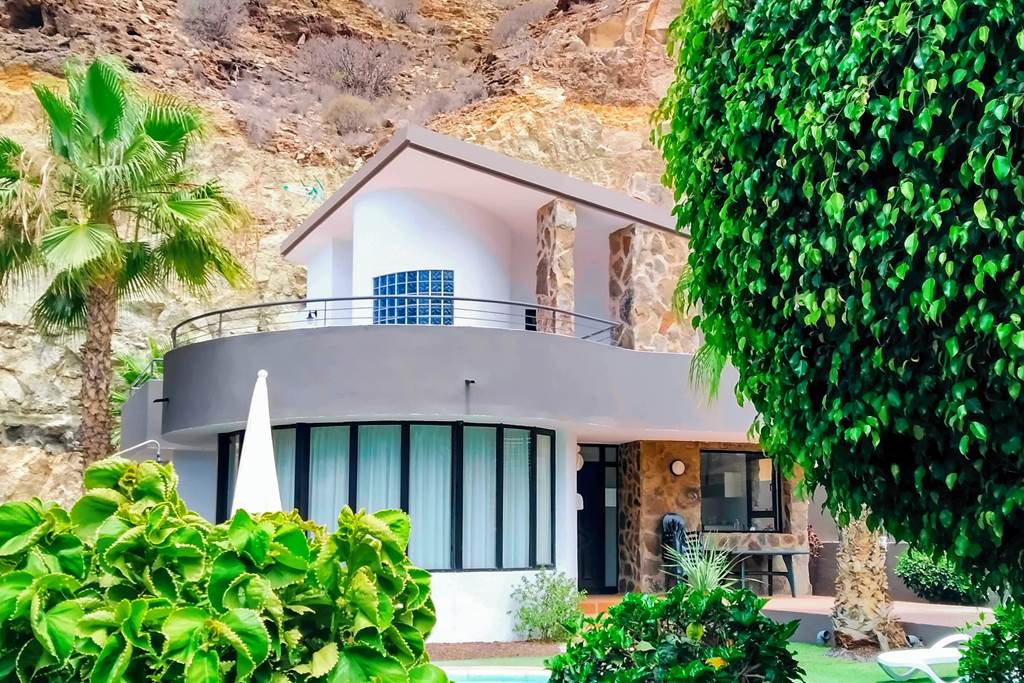 Villas De Tauro - Superior Three Bedroom Villa