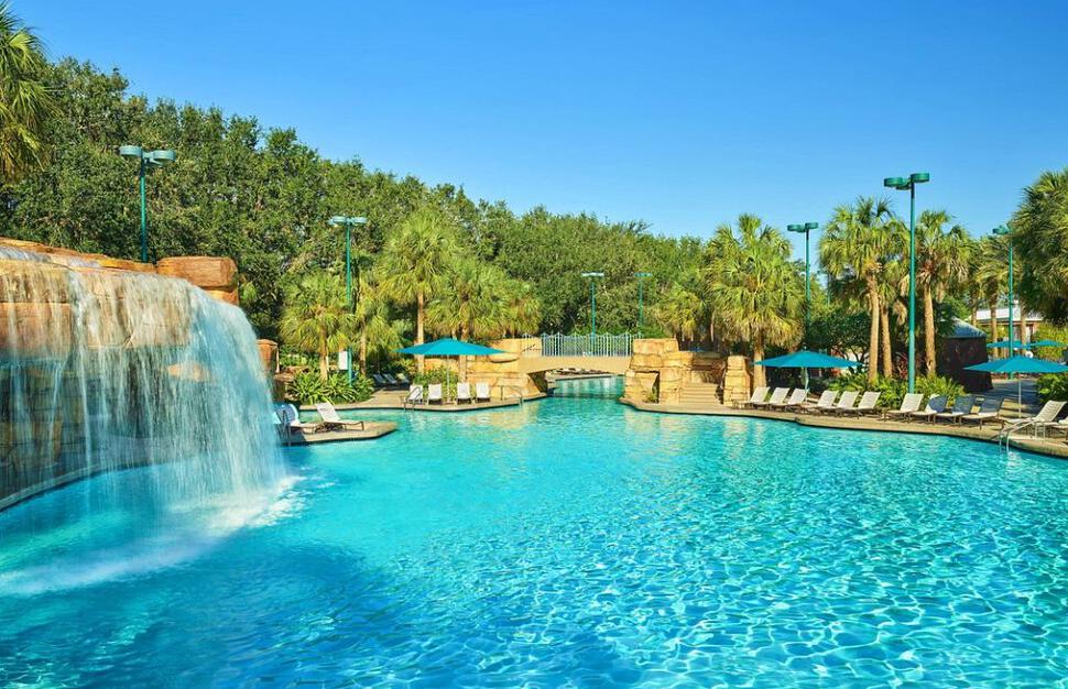 Walt Disney World Swan