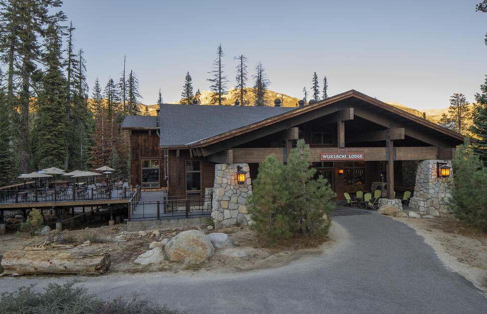 Wuksachi Lodge at Sequoia