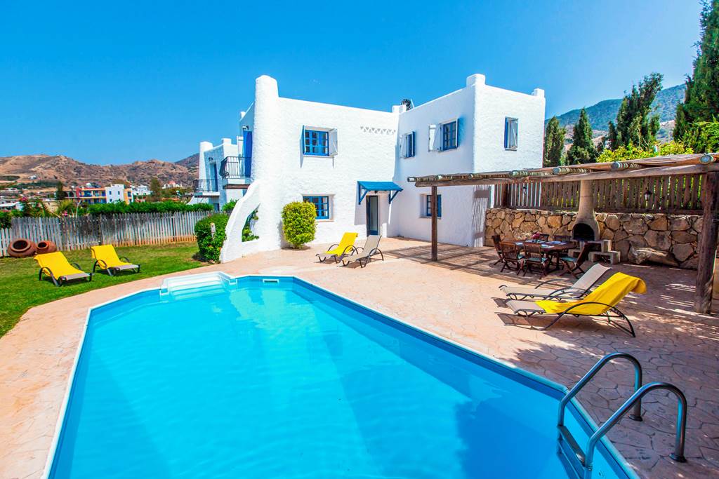 Z&X Holiday Villas - Villa Carmel View