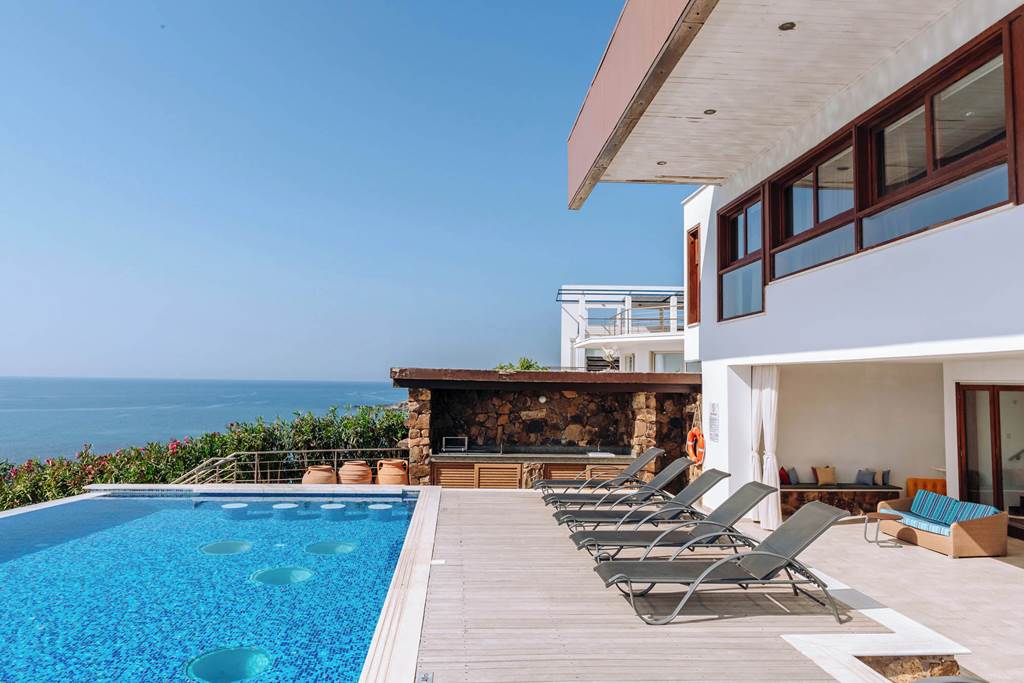 Z&X Holiday Villas - Villa Karavi