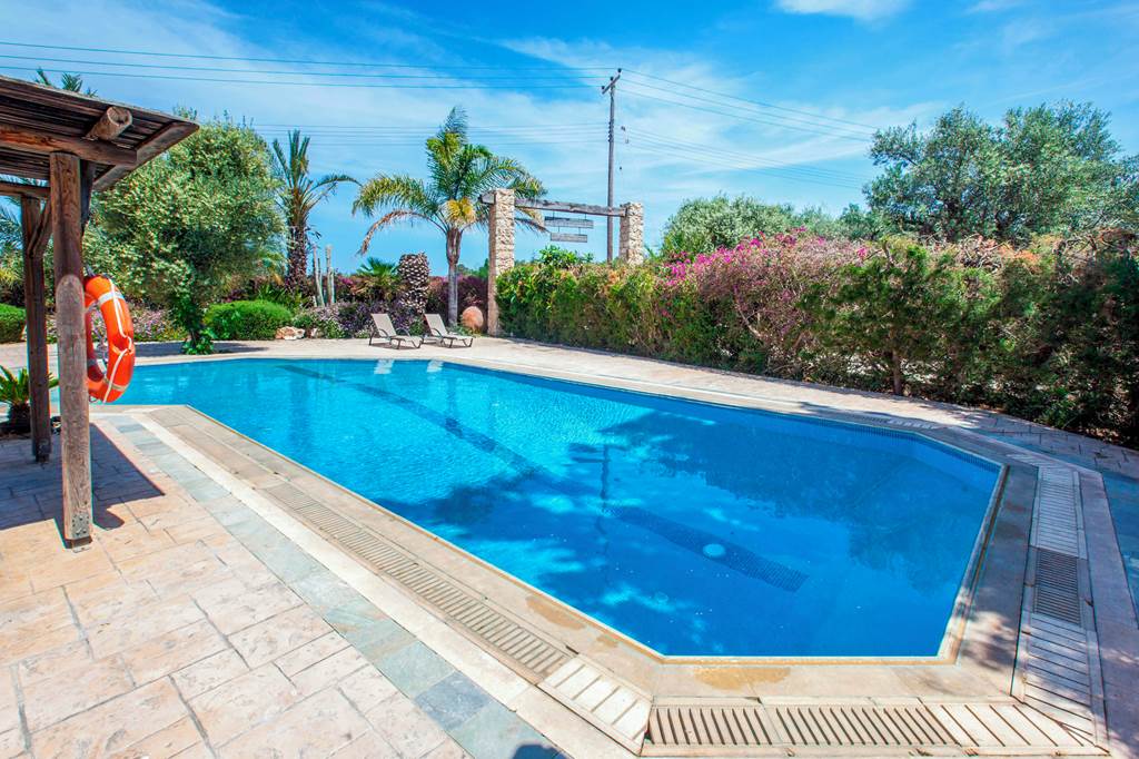 Z&X Holiday Villas - Villa Olive Grove 1